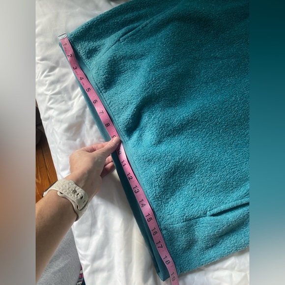 Nike Teal Therma-Fit Cowl-neck Fleece Pullover - Picture 12 of 15